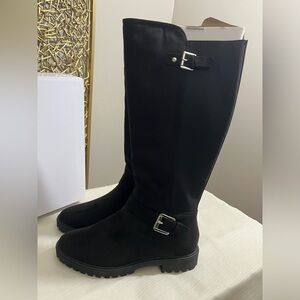 Women’s tall boots size 10 wide calf. Black new with Tags